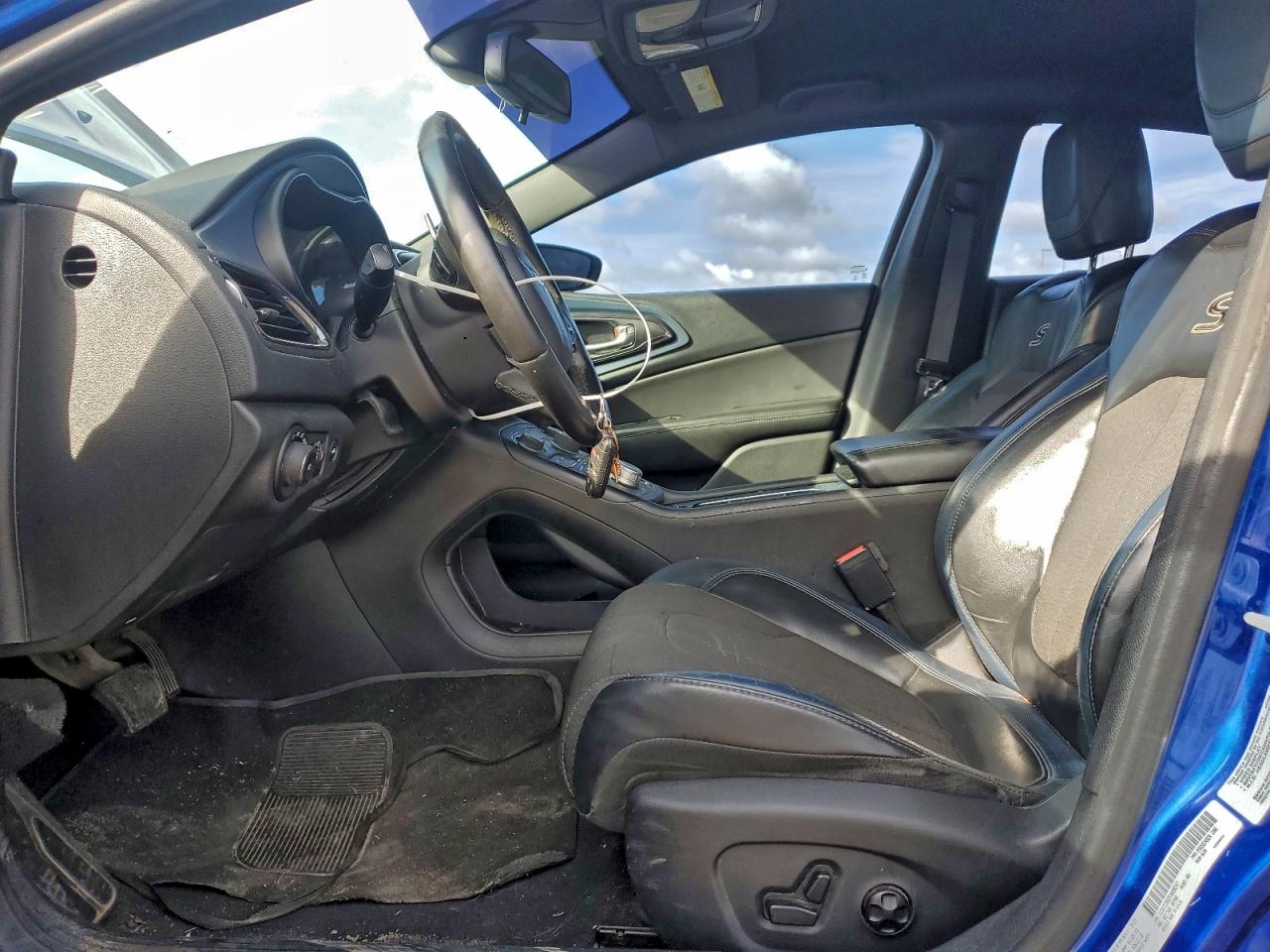 Lot #3301763358 2015 CHRYSLER 200 S