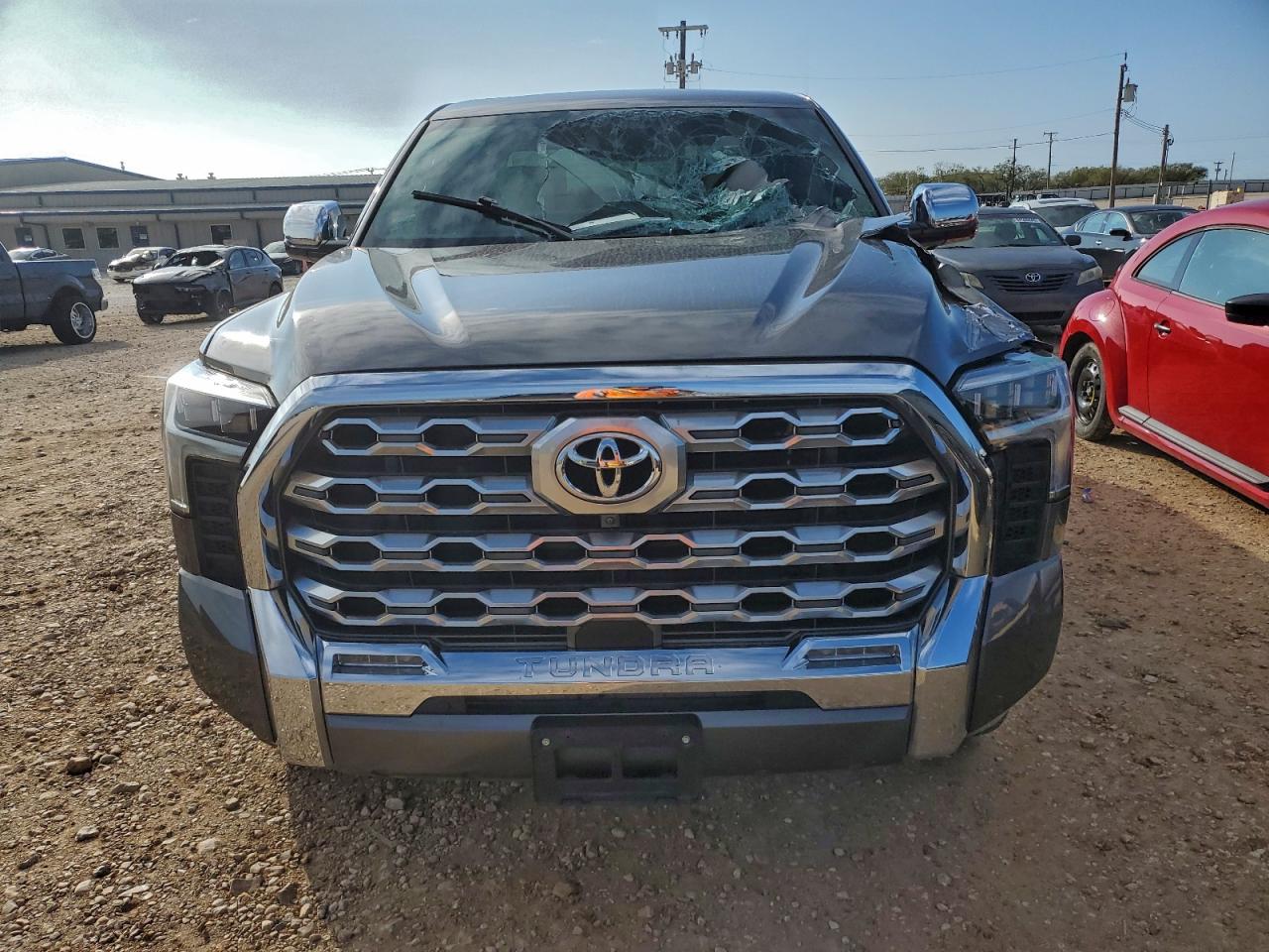 TOYOTA TUNDRA CREWMAX PLATINUM