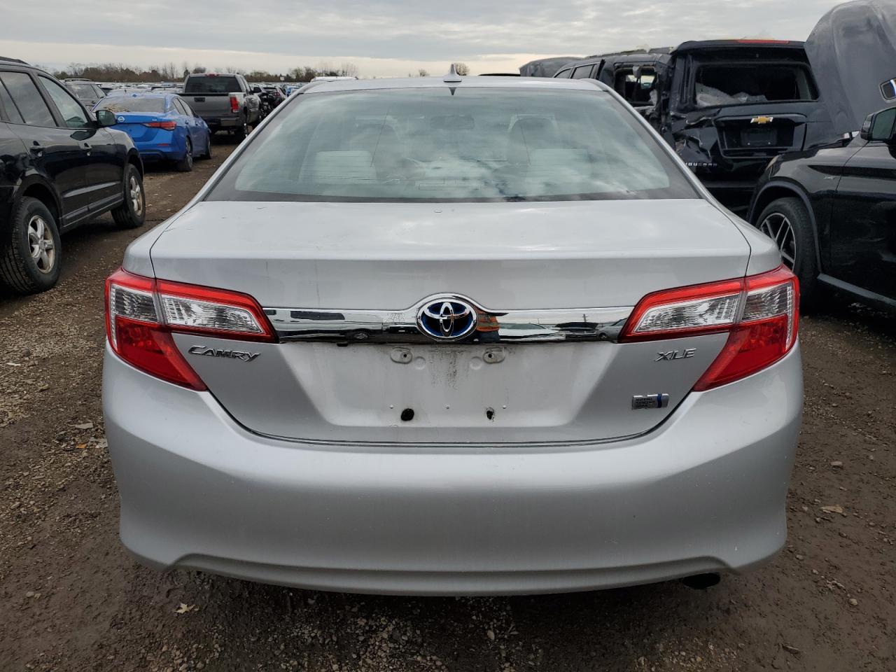 TOYOTA CAMRY HYBRID