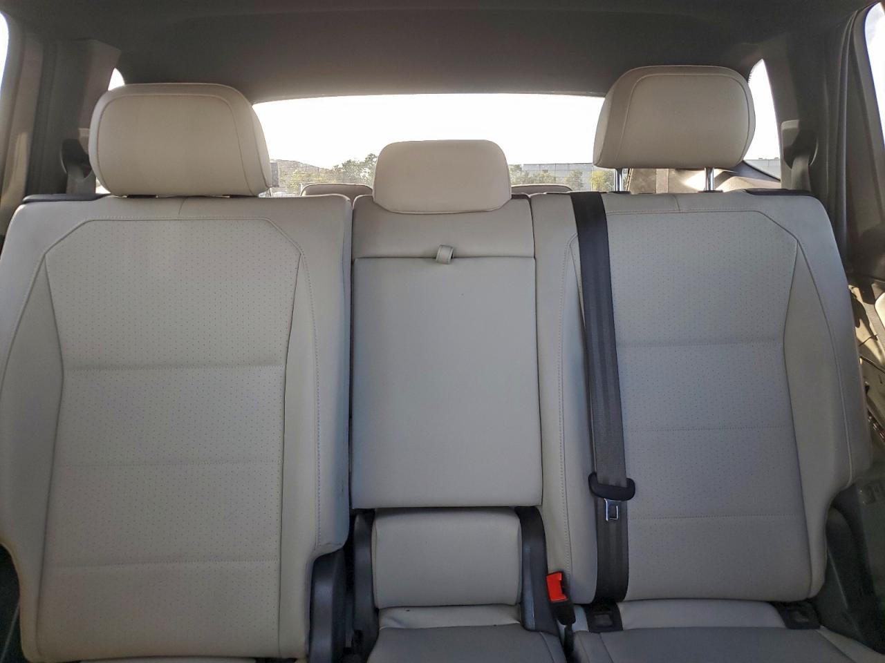 VOLKSWAGEN TIGUAN SE