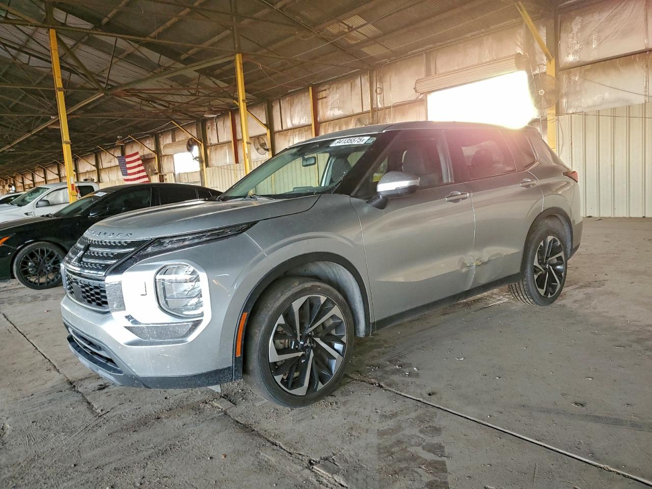 MITSUBISHI OUTLANDER ES