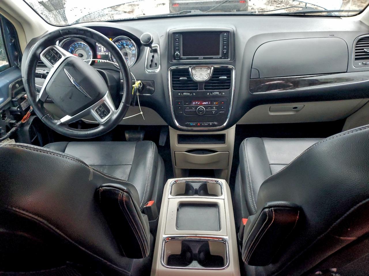 CHRYSLER TOWN & COUNTRY TOURING