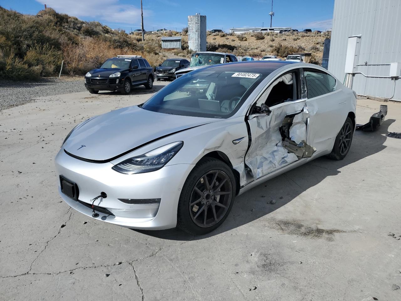 Lot #3290097264 2018 TESLA MODEL 3