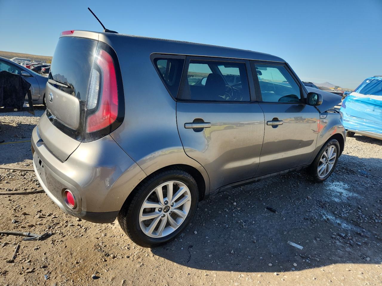 KIA SOUL +
