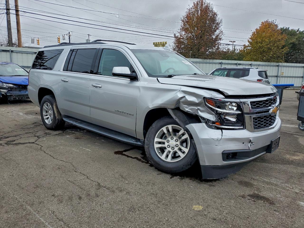 CHEVROLET SUBURBAN K1500 LT