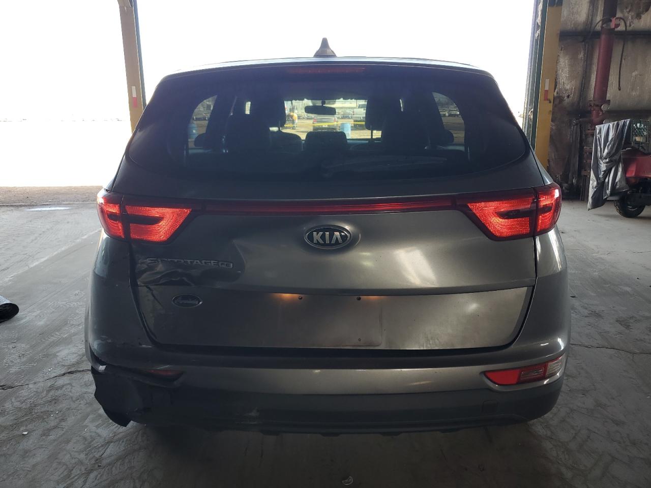 KIA SPORTAGE LX