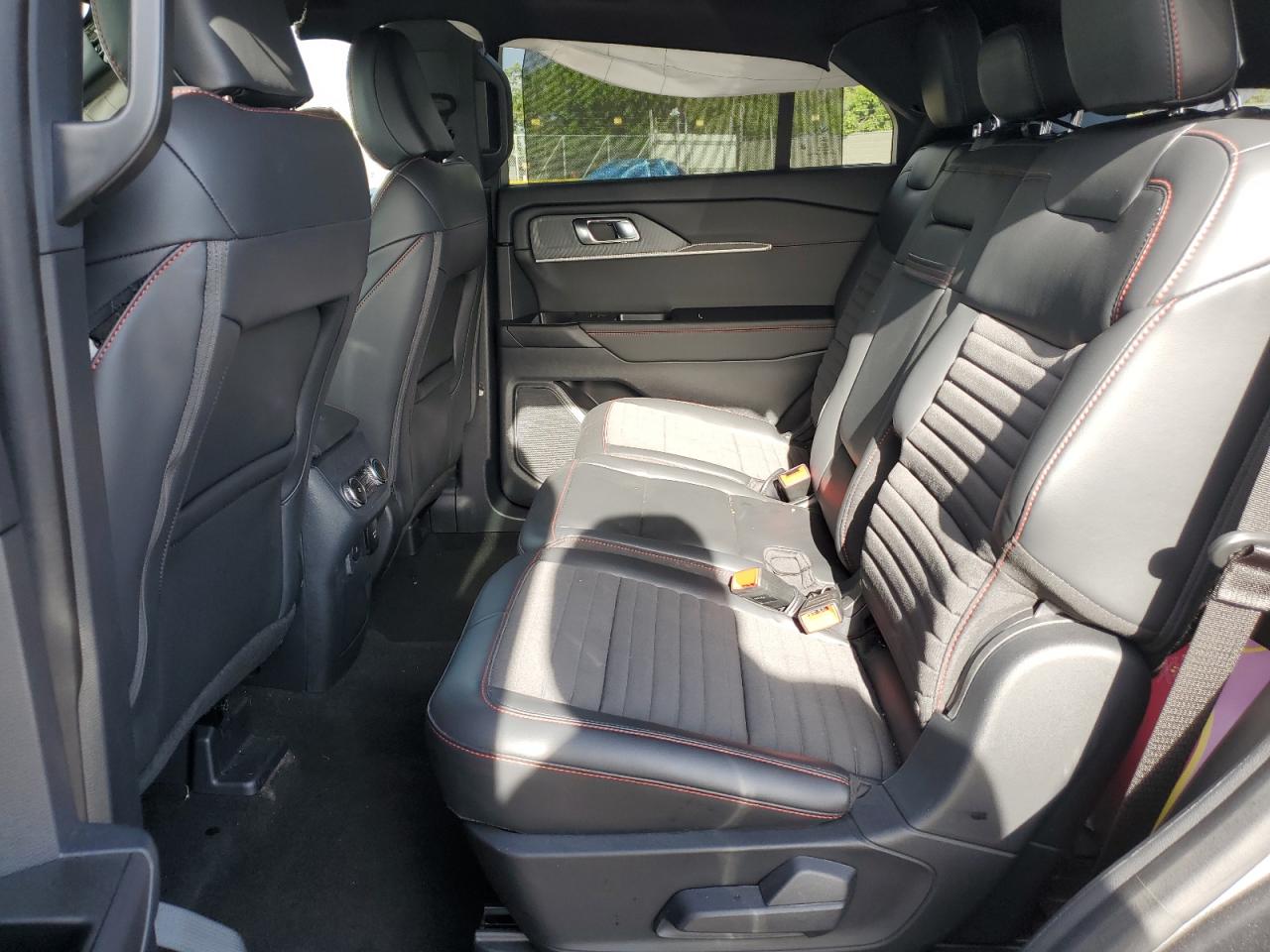 FORD EXPLORER ST-LINE