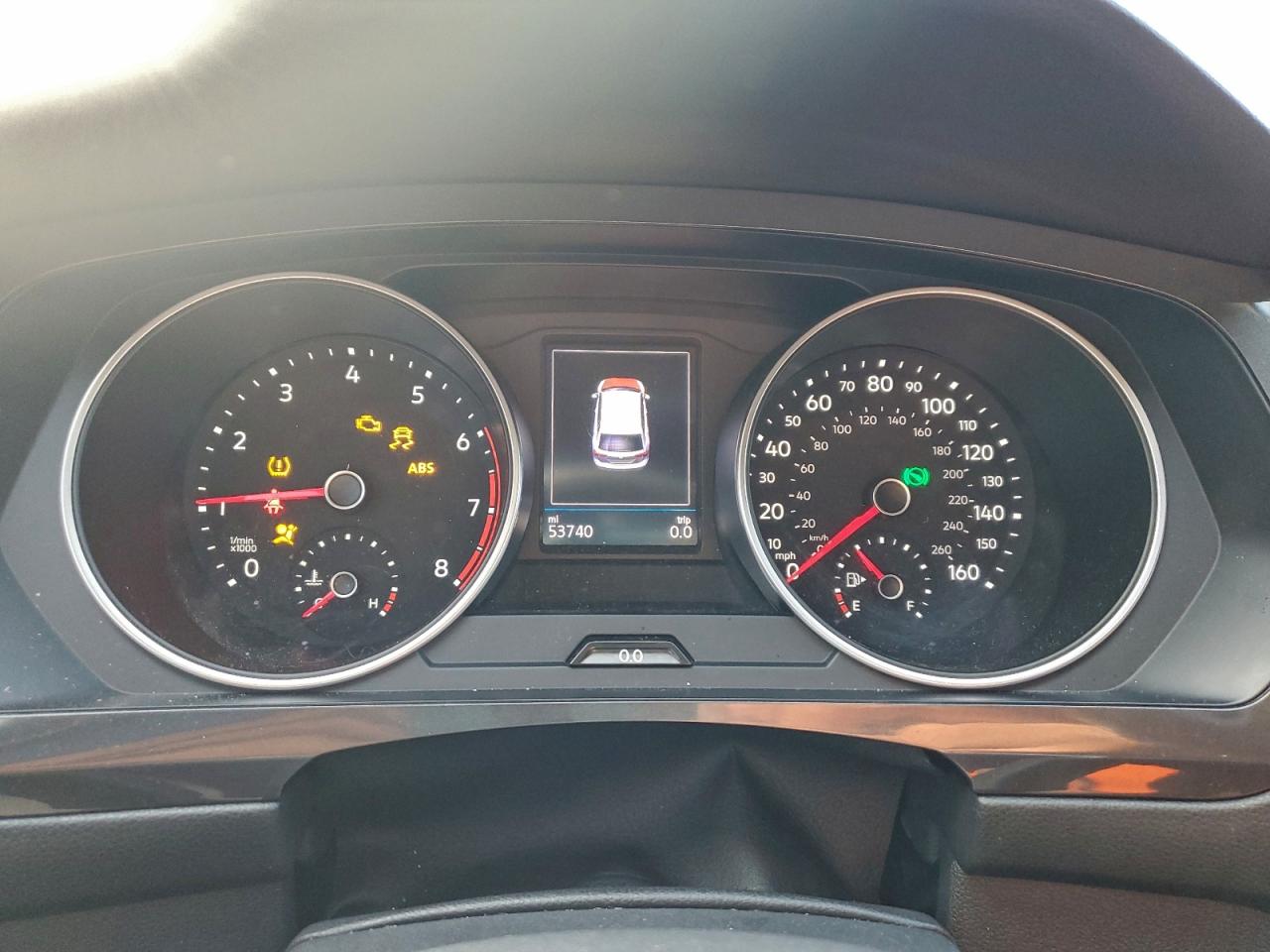 VOLKSWAGEN TIGUAN SE