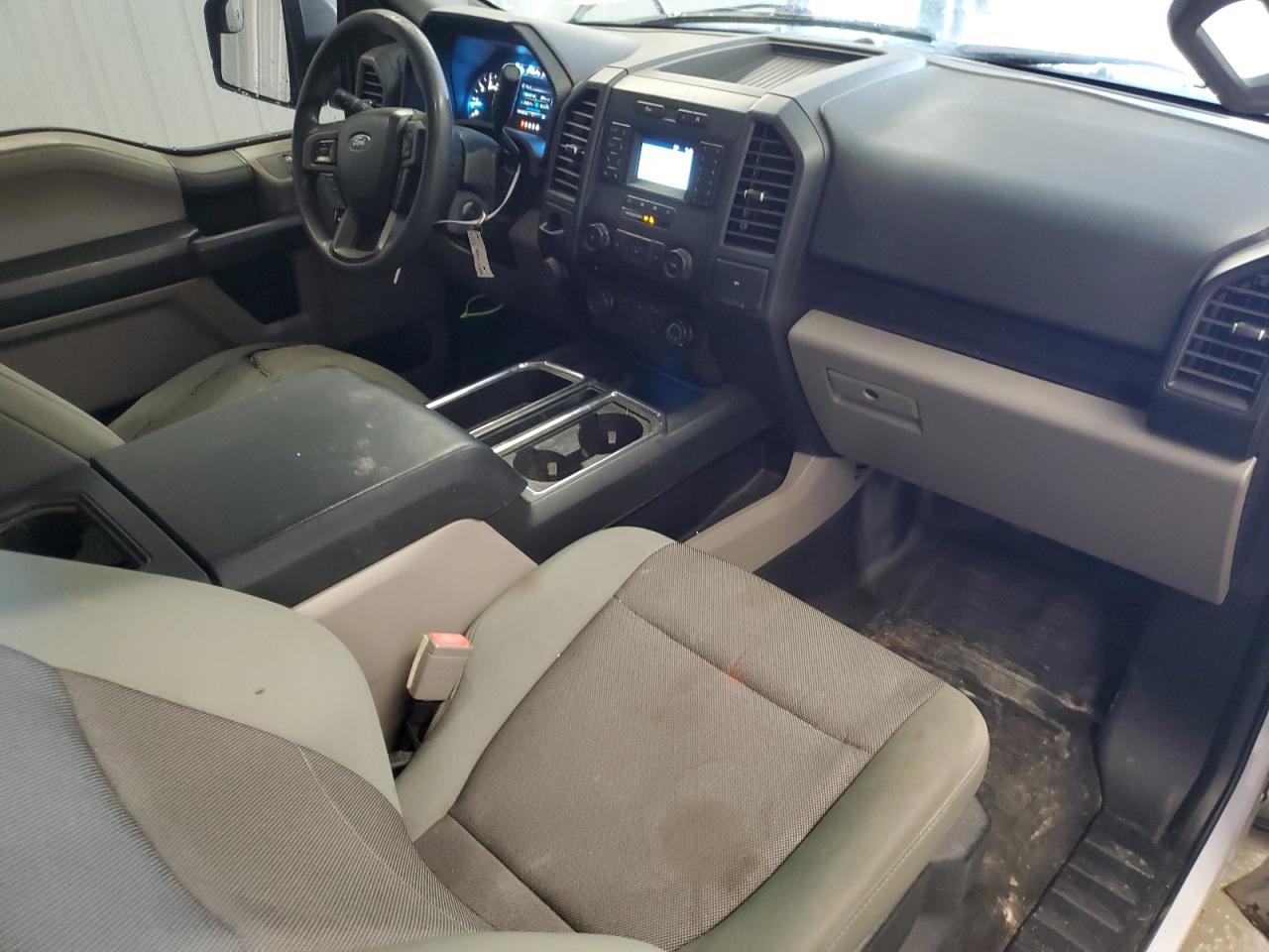 FORD F-150 SUPER CAB