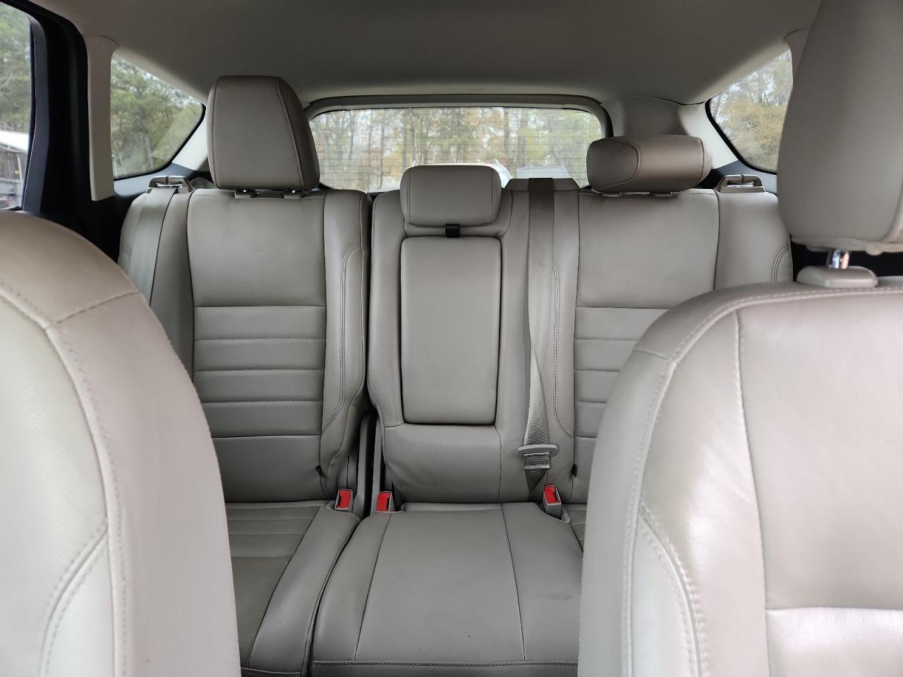 FORD ESCAPE TITANIUM