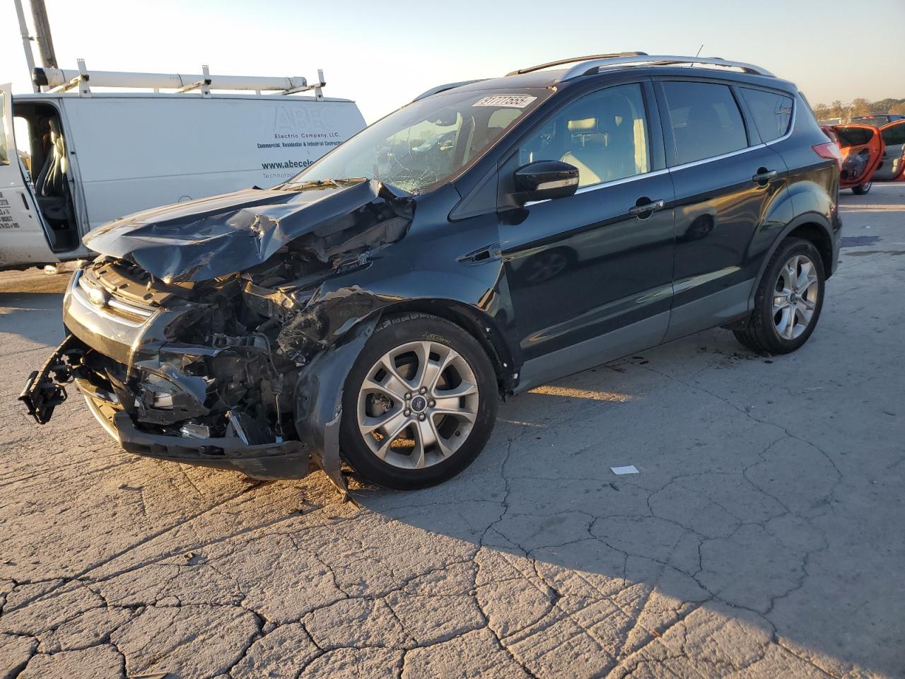 FORD ESCAPE TITANIUM