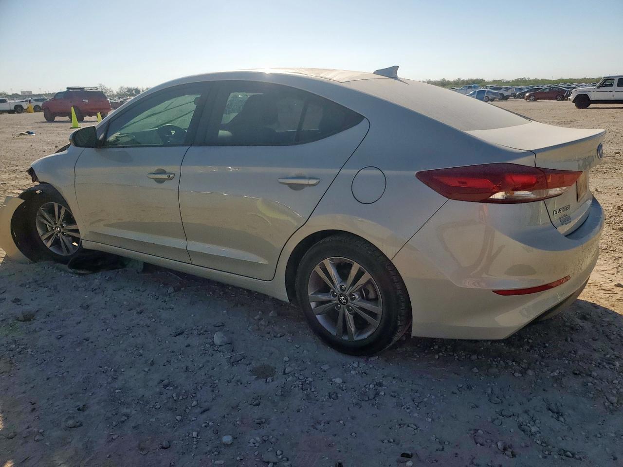 HYUNDAI ELANTRA SEL