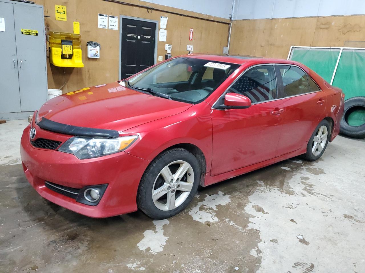 Lot #3301833344 2012 TOYOTA CAMRY BASE