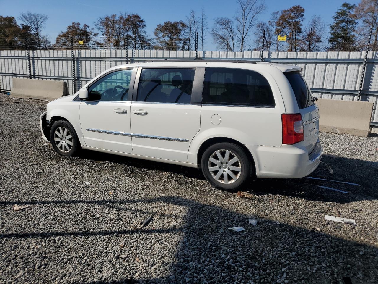 CHRYSLER TOWN & COUNTRY TOURING