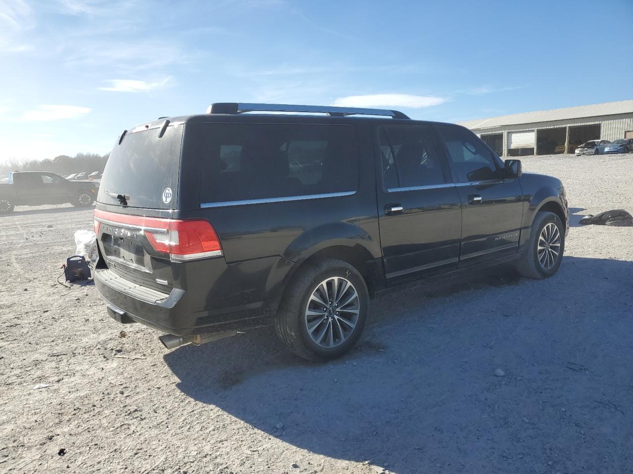 Lot #3309258618 2016 LINCOLN NAVIGATOR
