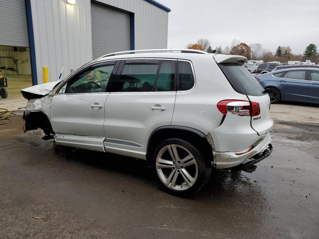 VOLKSWAGEN TIGUAN S