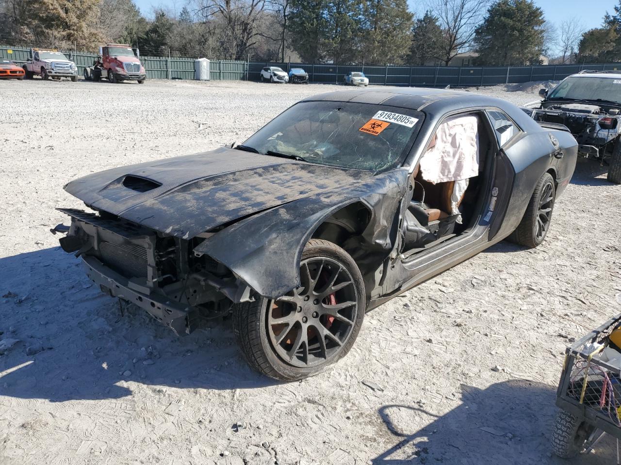 DODGE CHALLENGER SRT 392