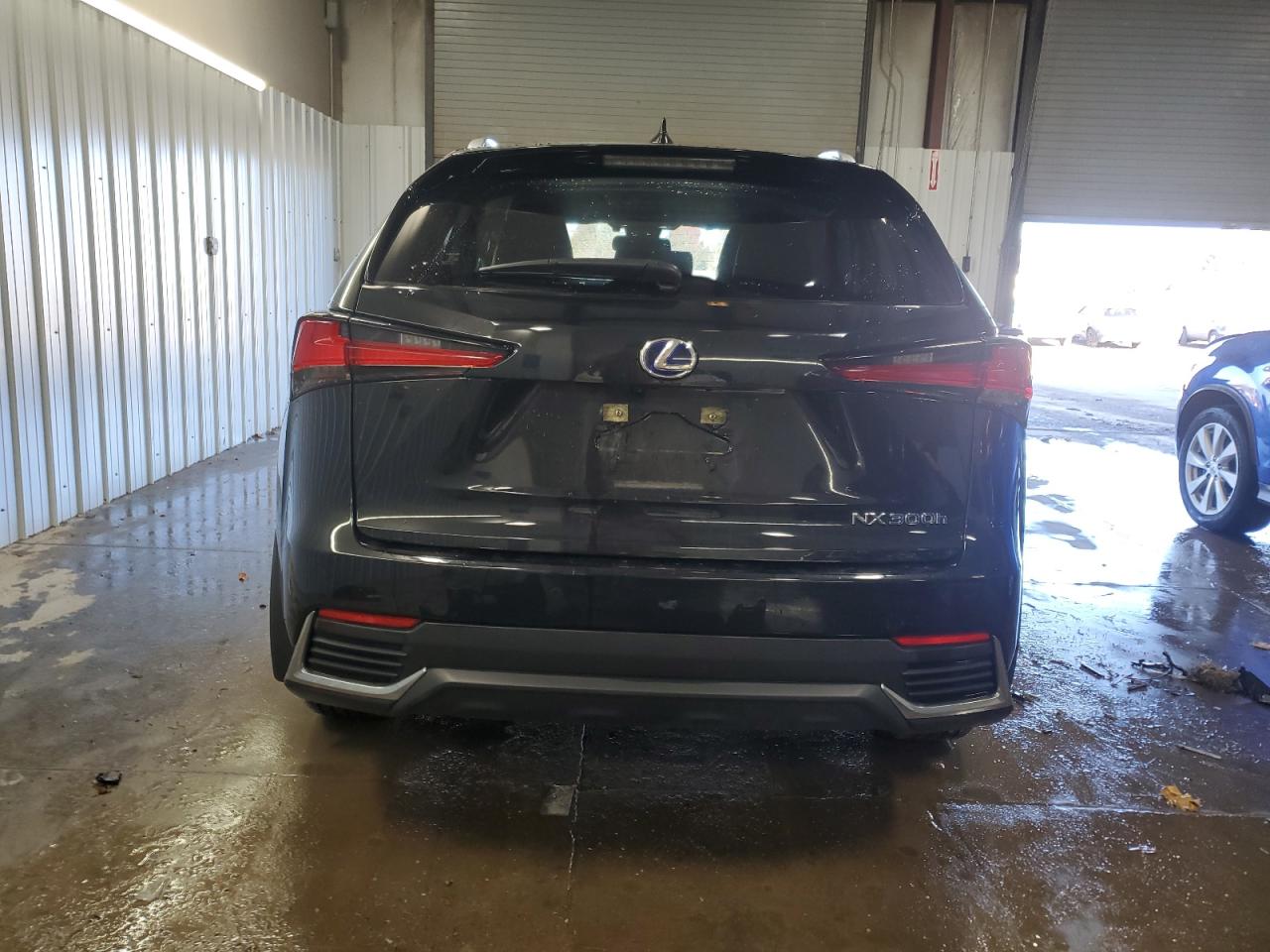 LEXUS NX 300H BASE