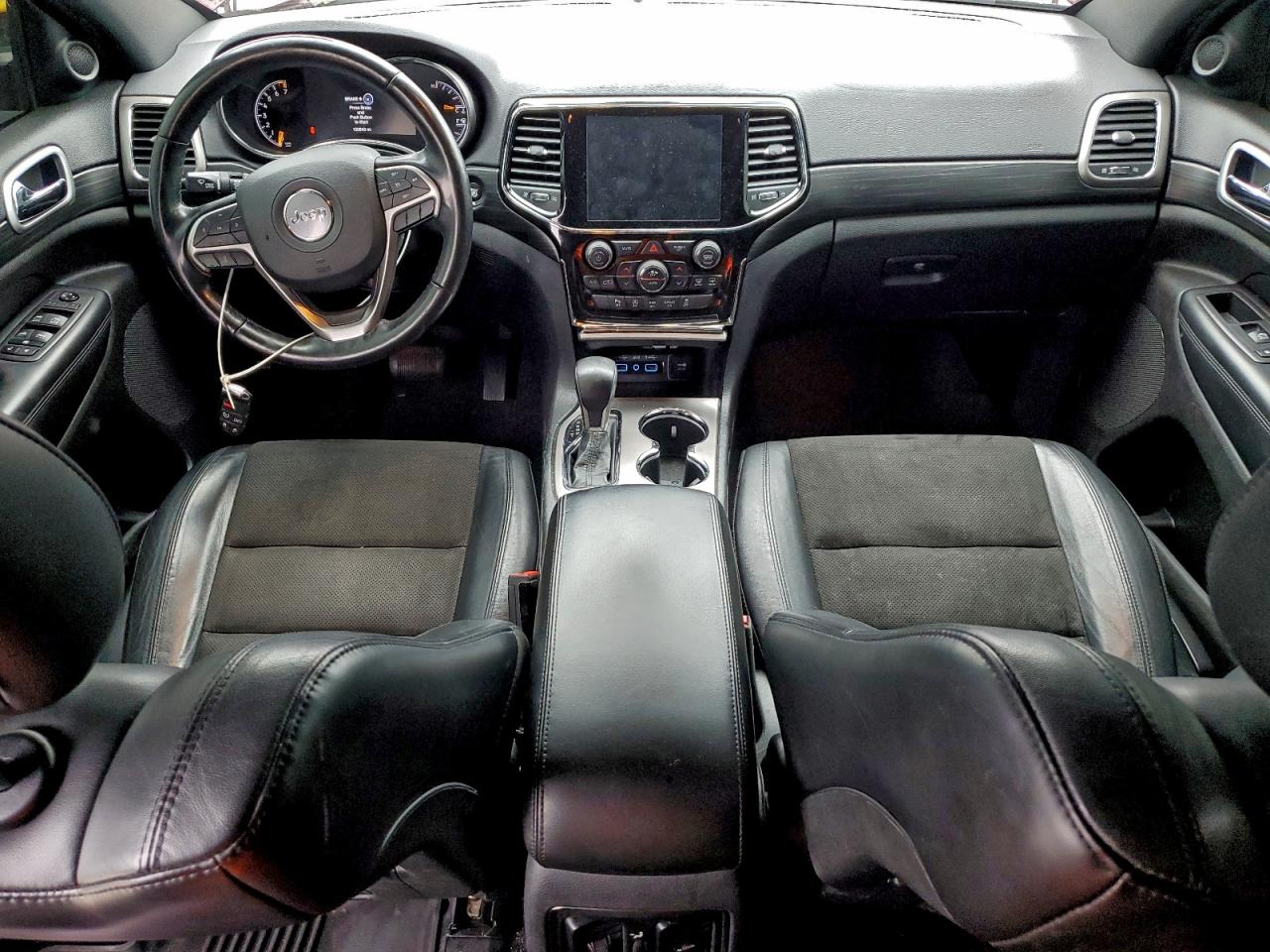 JEEP GRAND CHEROKEE LAREDO