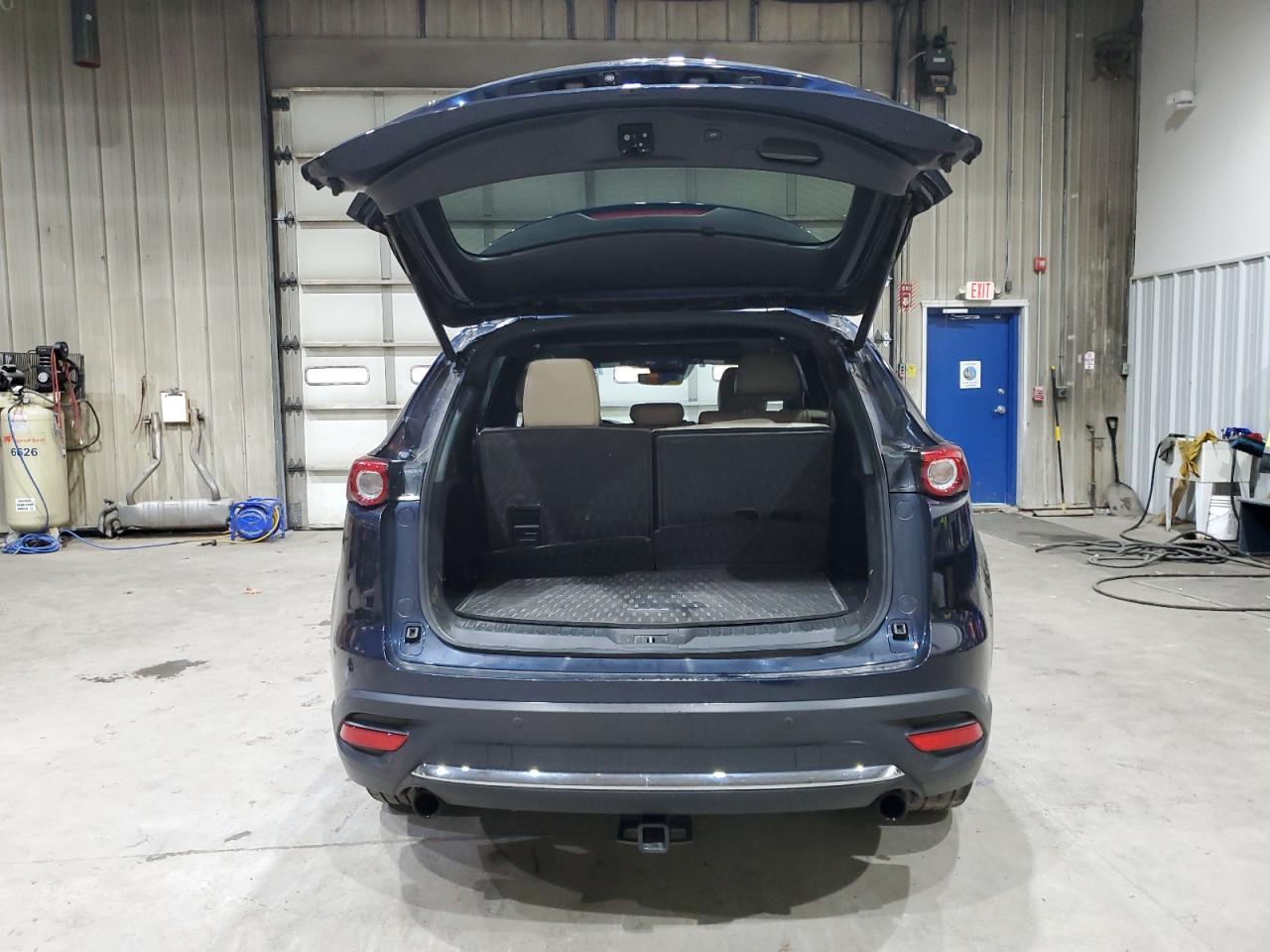 MAZDA CX-9 GRAND TOURING