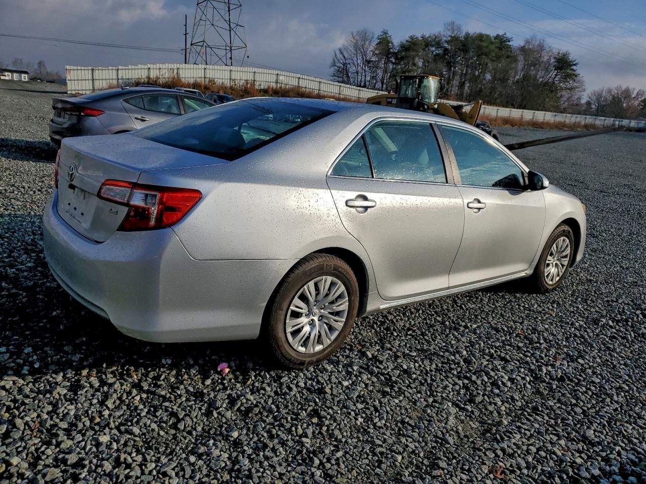 TOYOTA CAMRY L