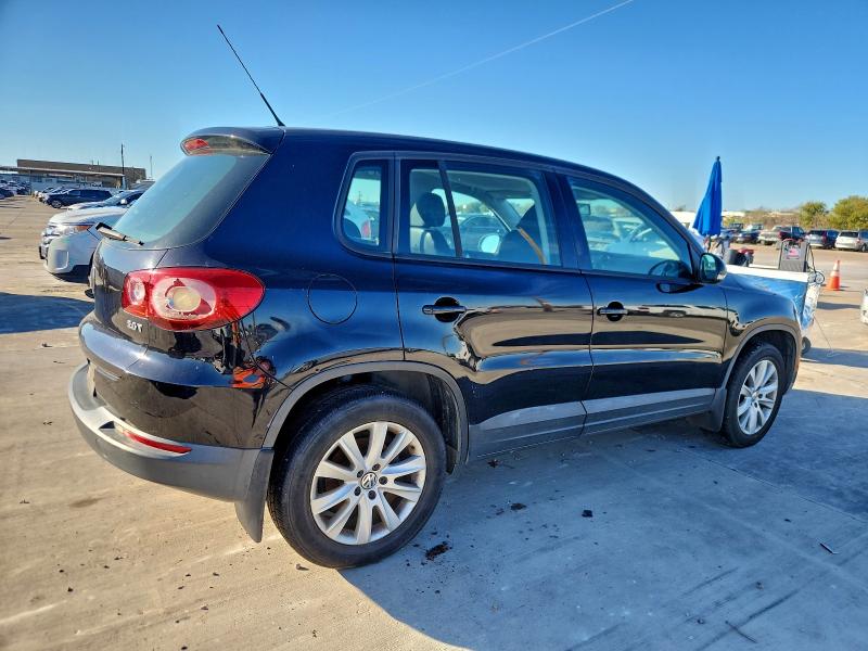 2010 VOLKSWAGEN TIGUAN S #3297860799