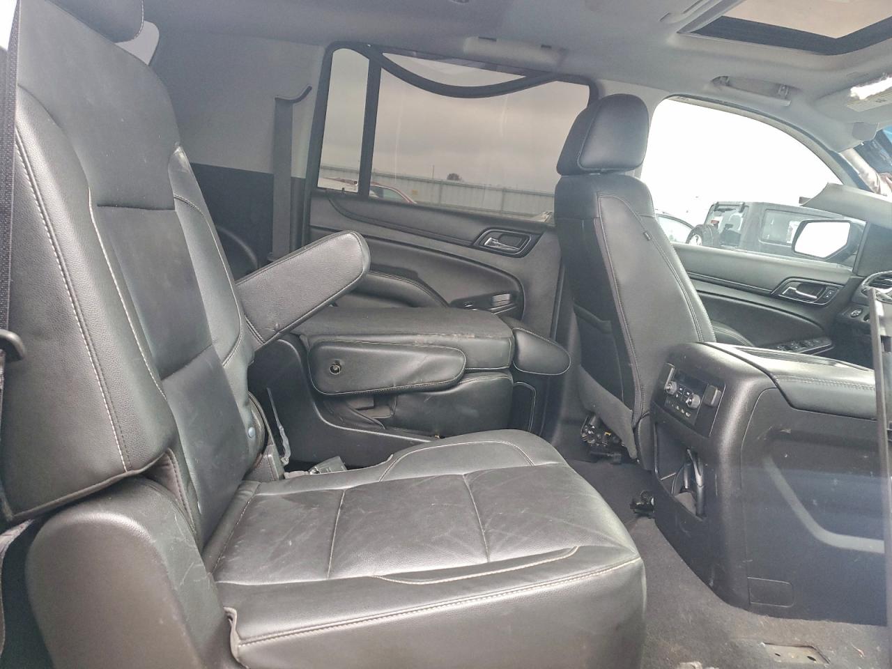 CHEVROLET SUBURBAN K1500 LT