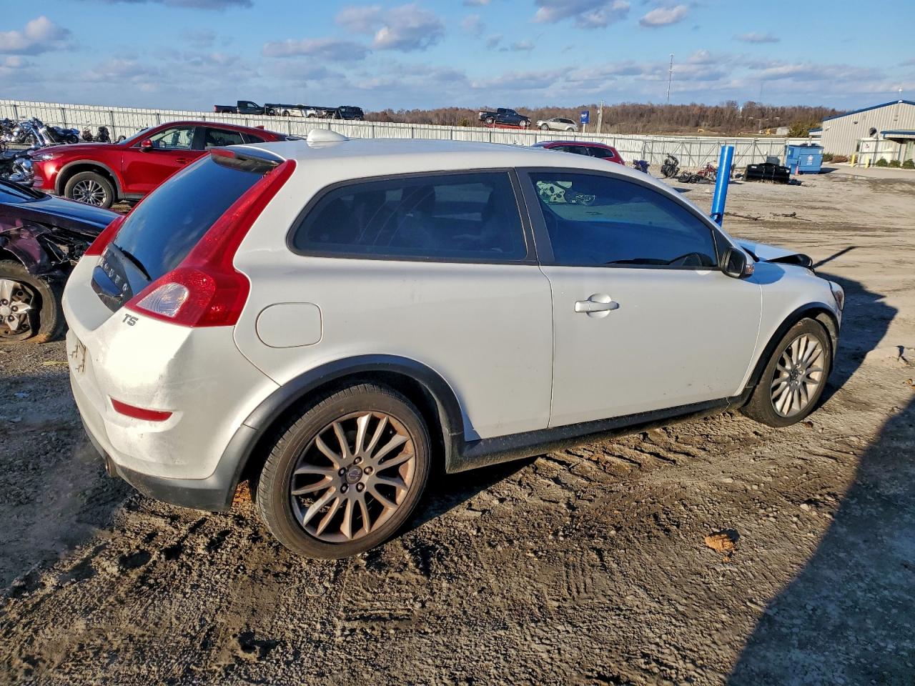 VOLVO C30 T5