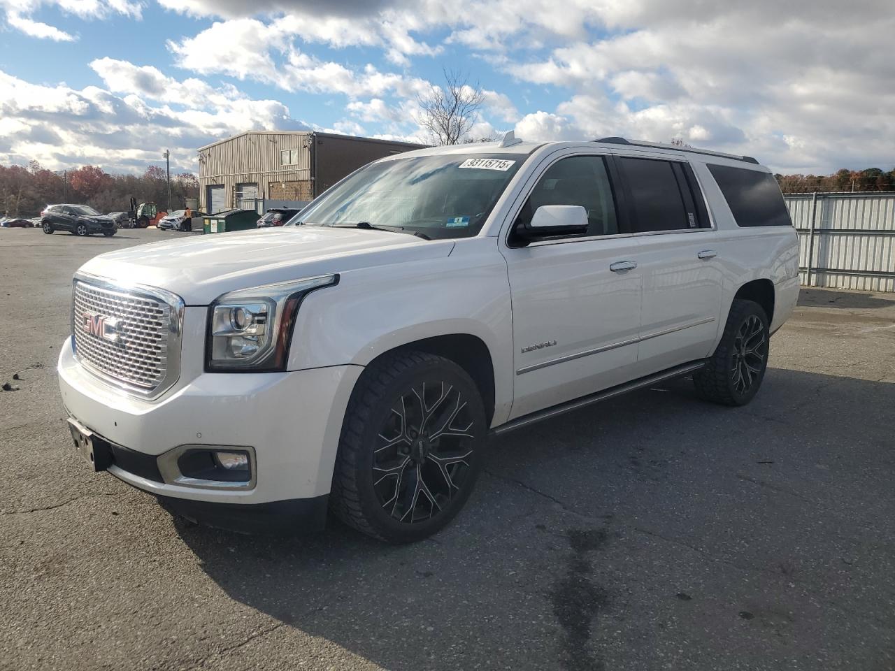 GMC YUKON DENALI