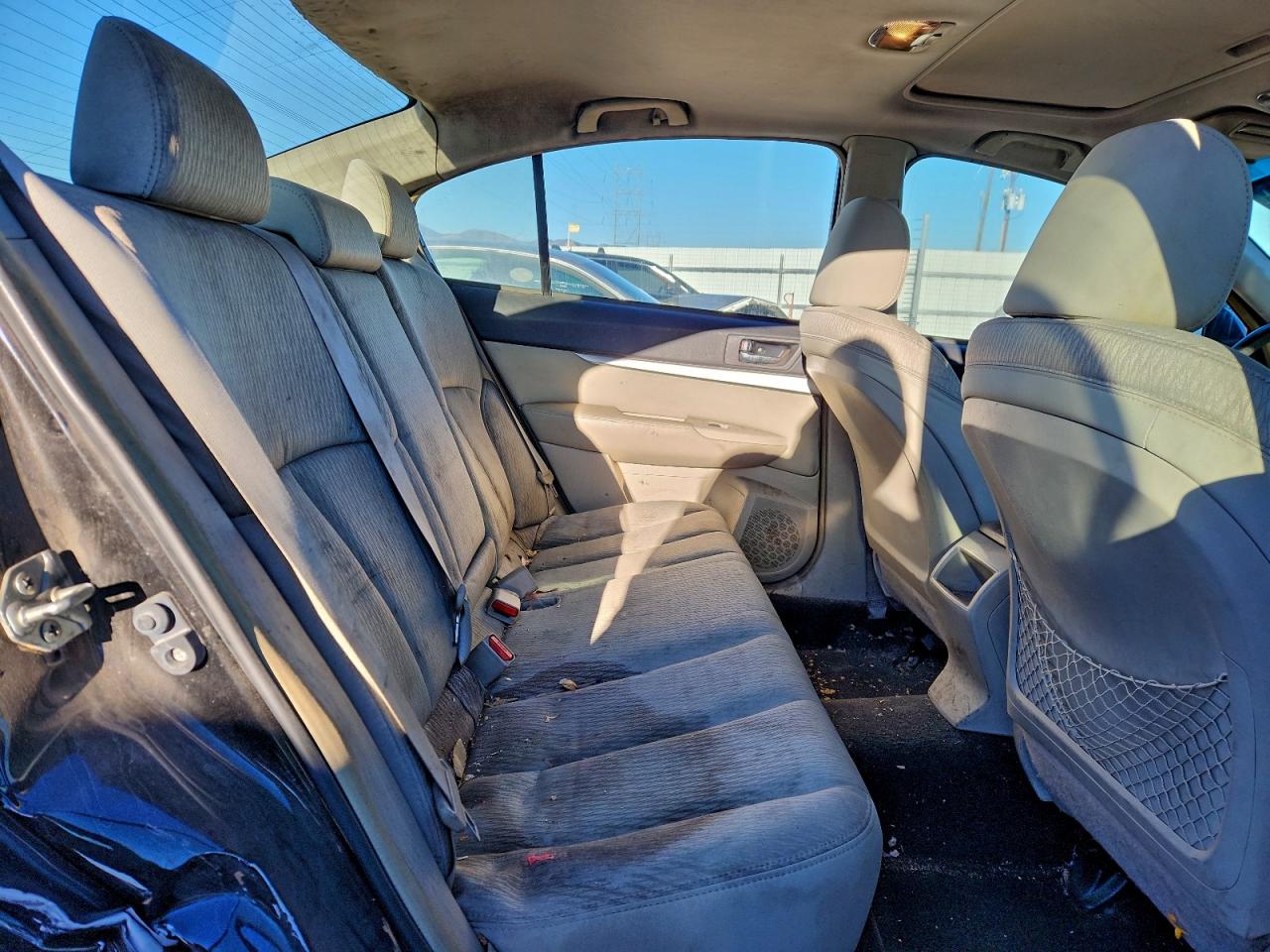 SUBARU LEGACY 2.5I PREMIUM