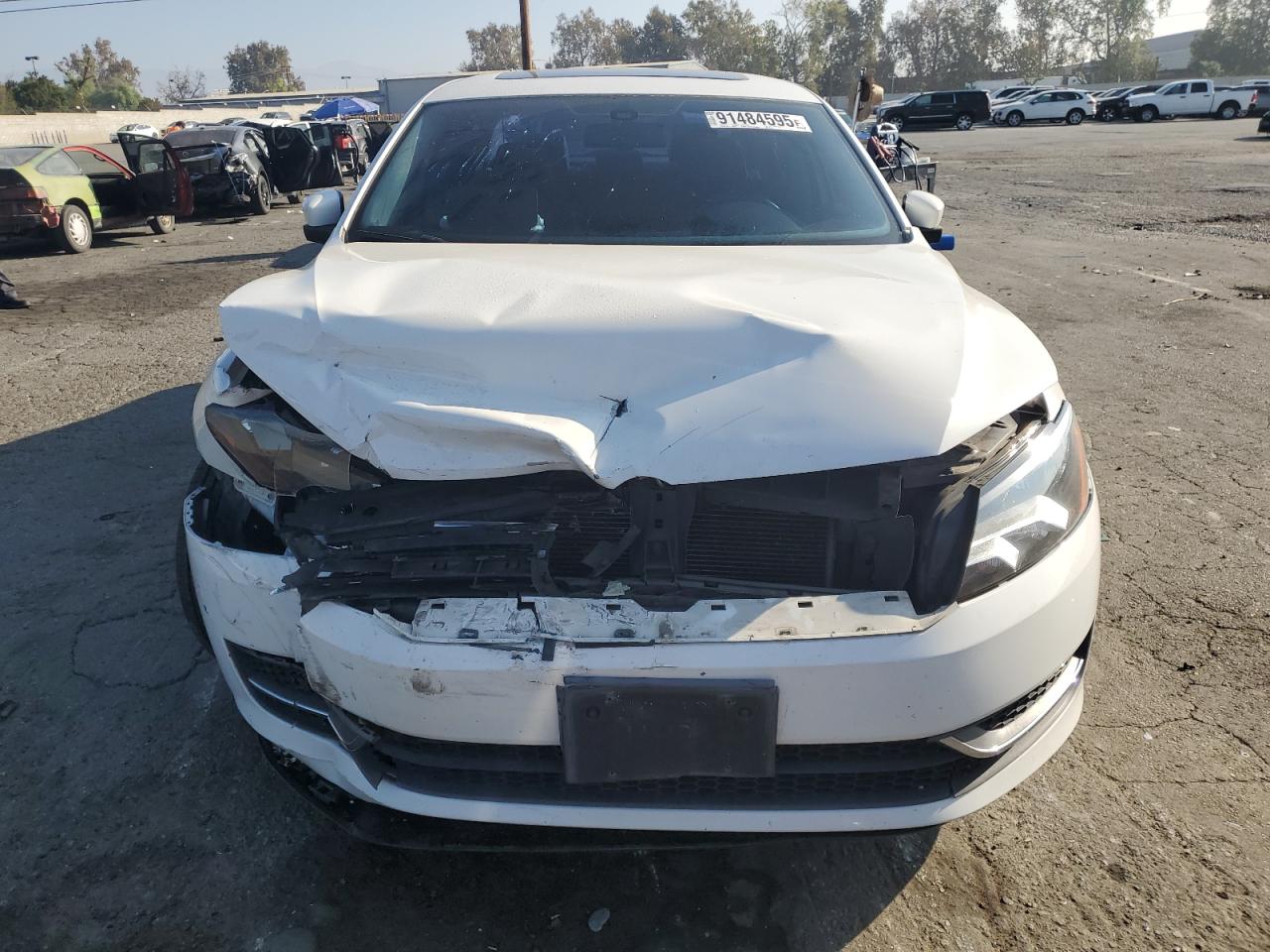 VOLKSWAGEN PASSAT SE