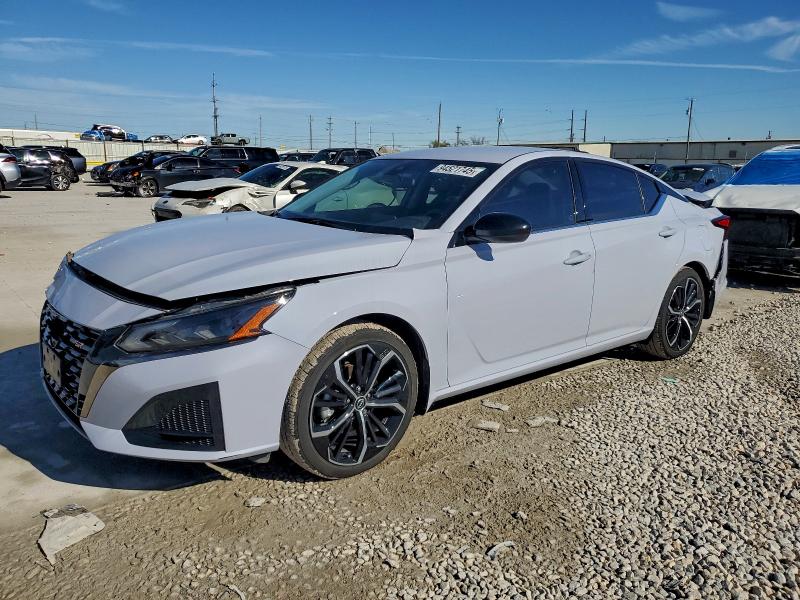 2025 NISSAN ALTIMA SR #3305682725