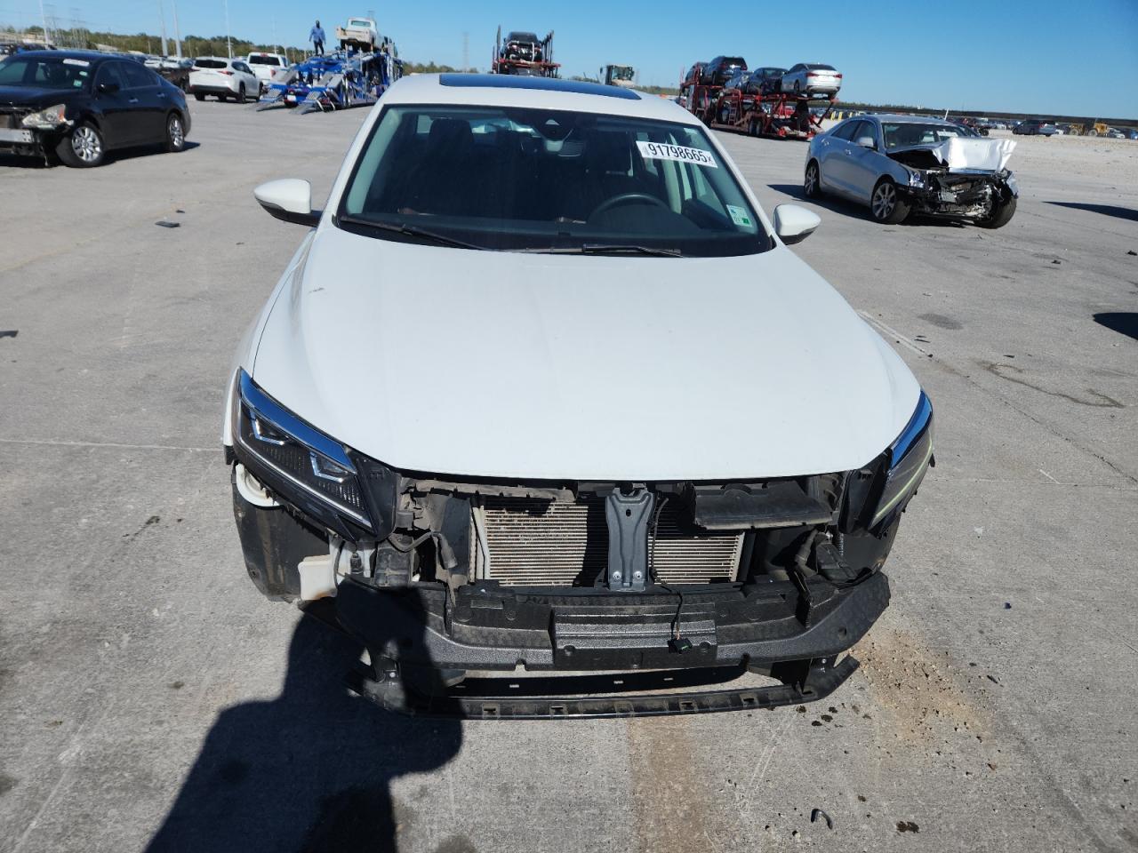 Lot #3311667258 2021 VOLKSWAGEN PASSAT SE