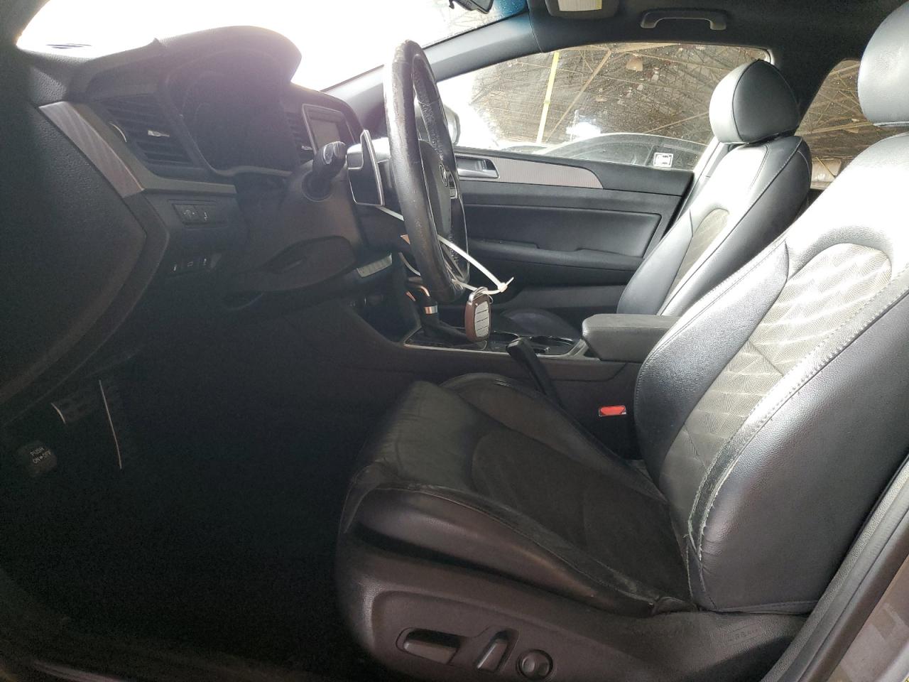 HYUNDAI SONATA SPORT