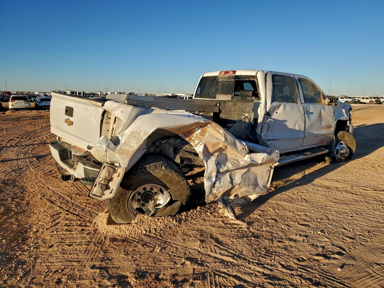CHEVROLET SILVERADO K3500 HIGH COUNTRY