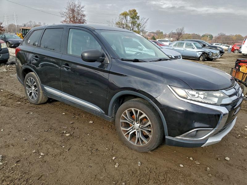 2017 MITSUBISHI OUTLANDER #3303689044