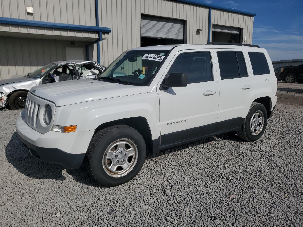 Lot #3302760350 2017 JEEP PATRIOT SP