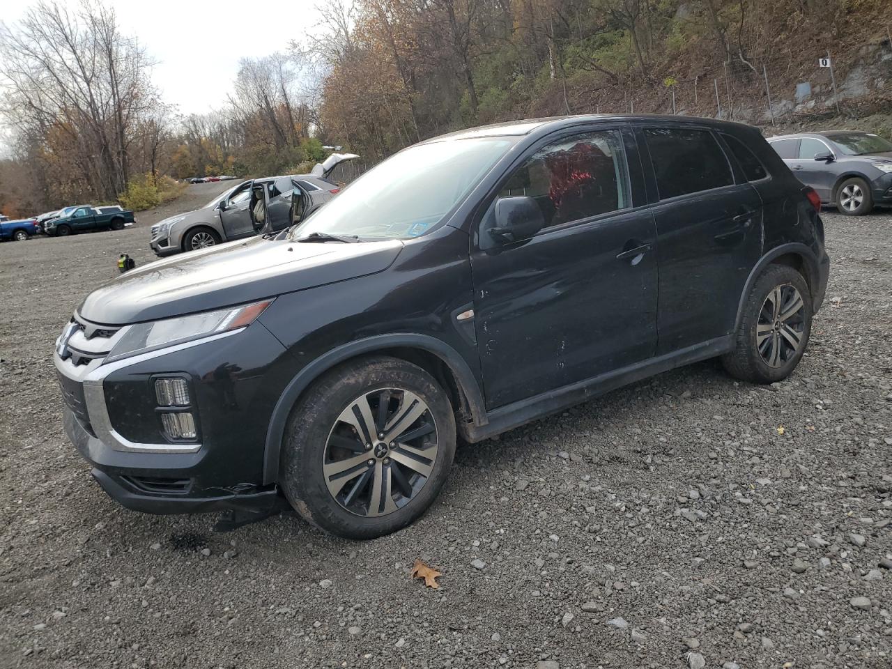 MITSUBISHI OUTLANDER ES