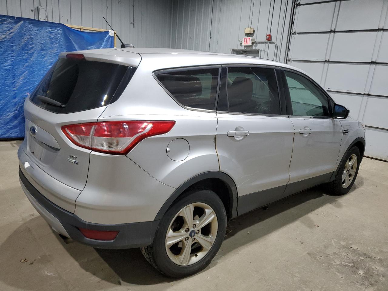FORD ESCAPE SE