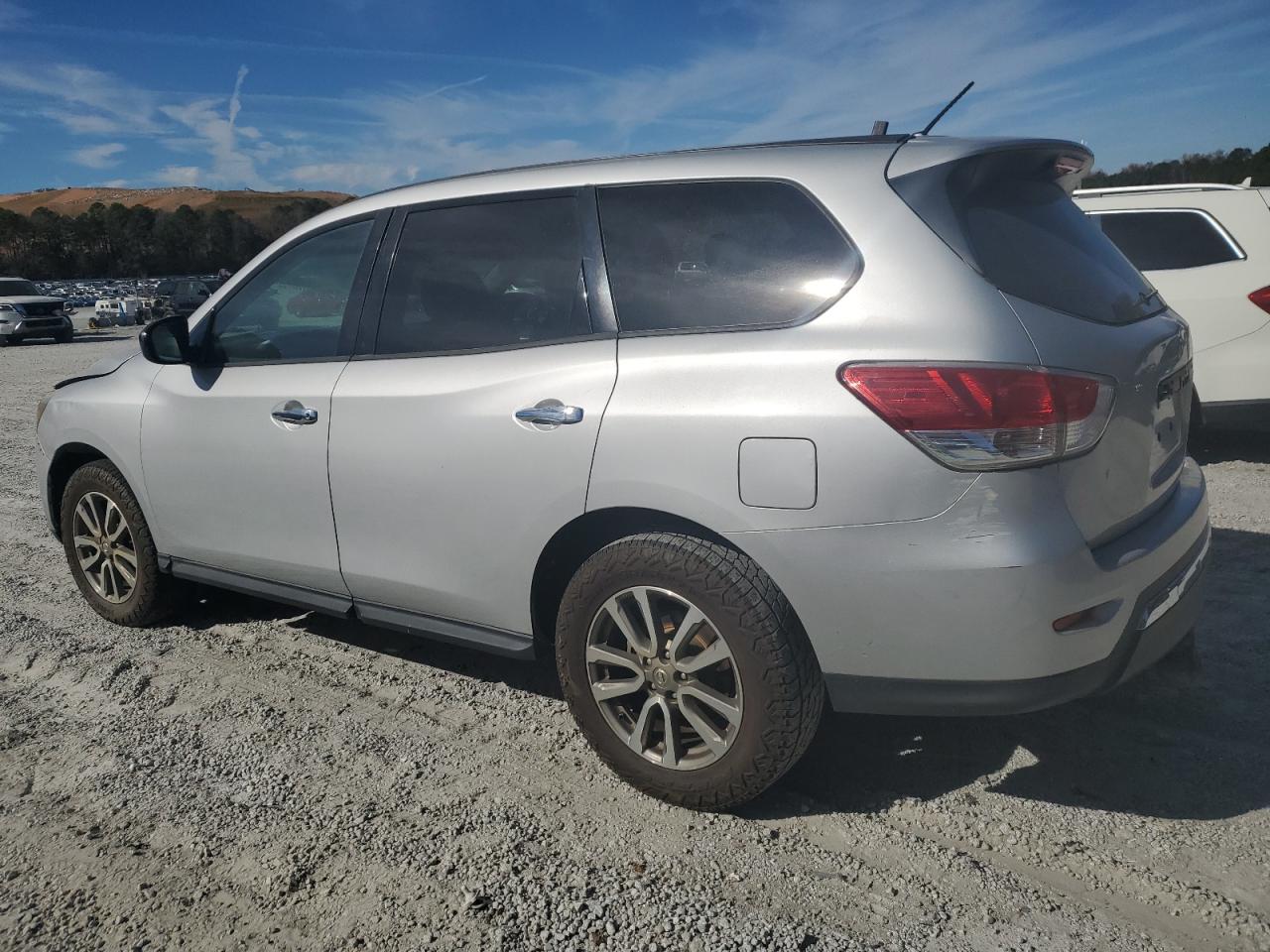 NISSAN PATHFINDER S