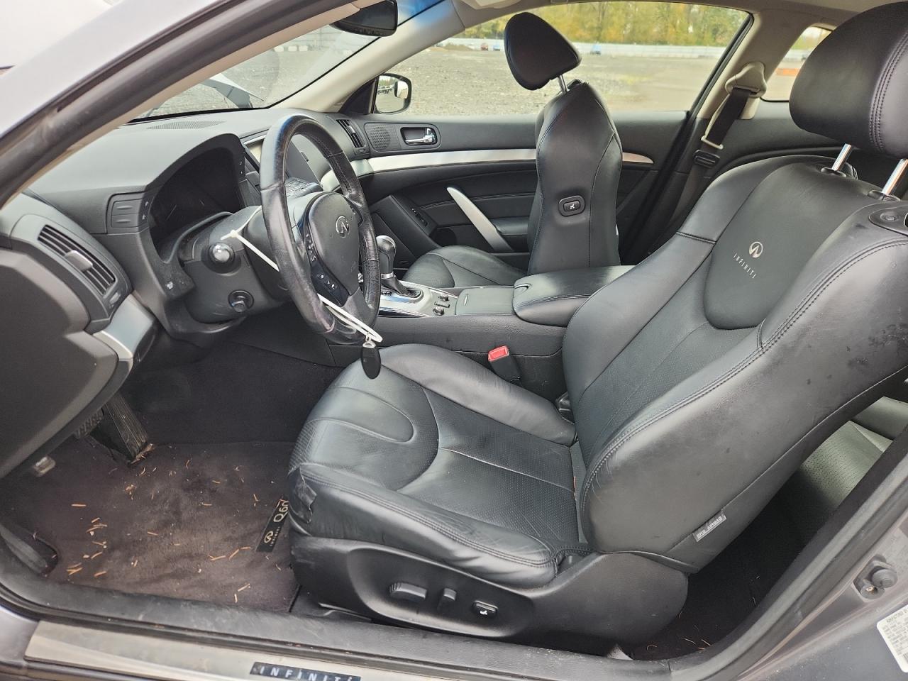 INFINITI Q60 JOURNEY