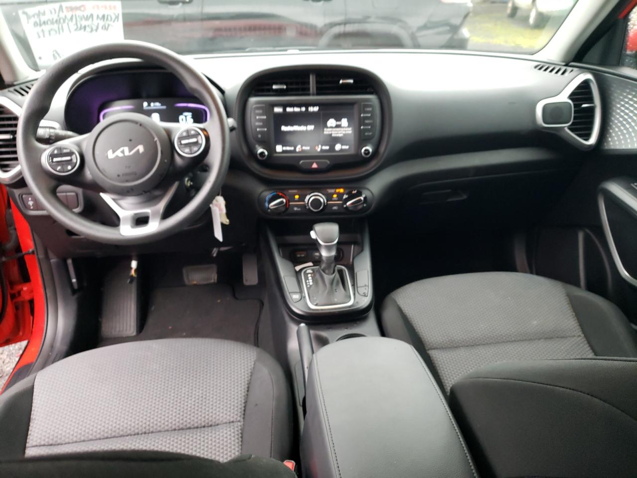 KIA SOUL LX