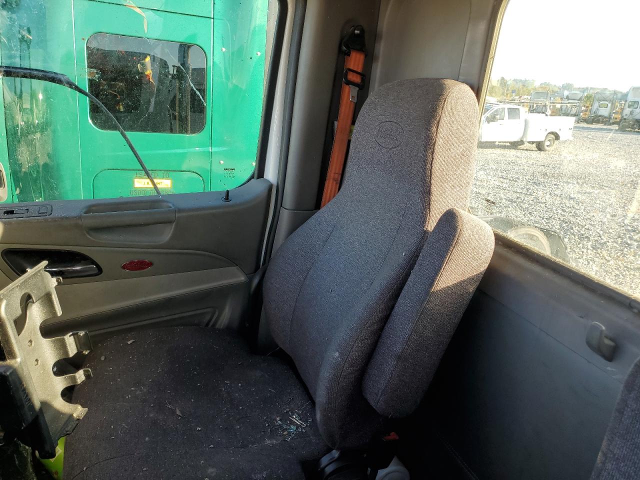 Lot #3283782413 2021 PETERBILT TRACTOR 579