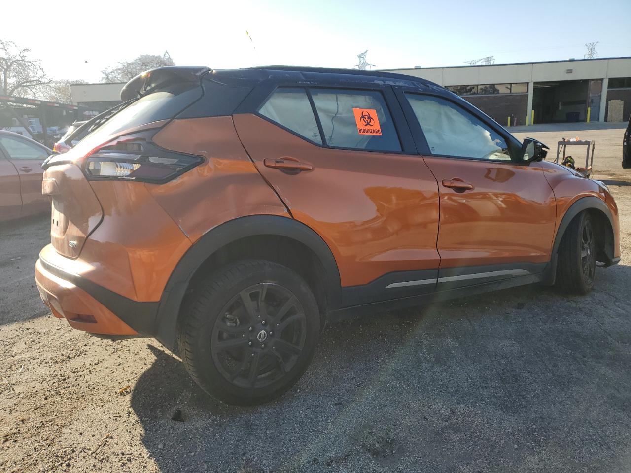 NISSAN KICKS SR