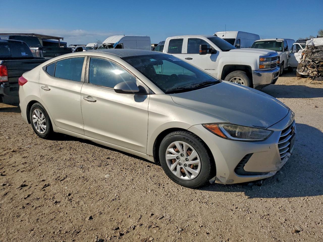 Lot #3301640620 2017 HYUNDAI ELANTRA SE