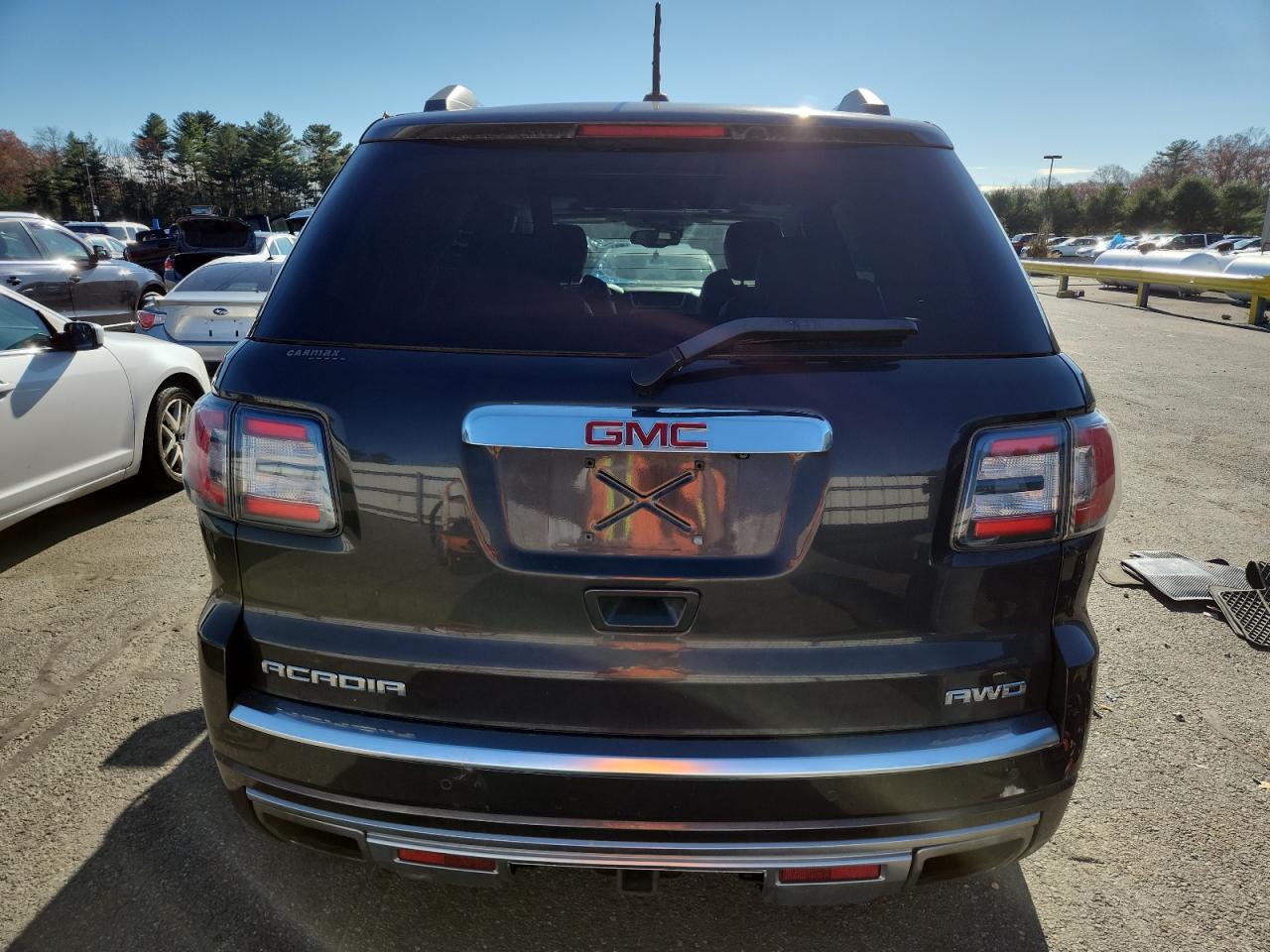 GMC ACADIA DENALI