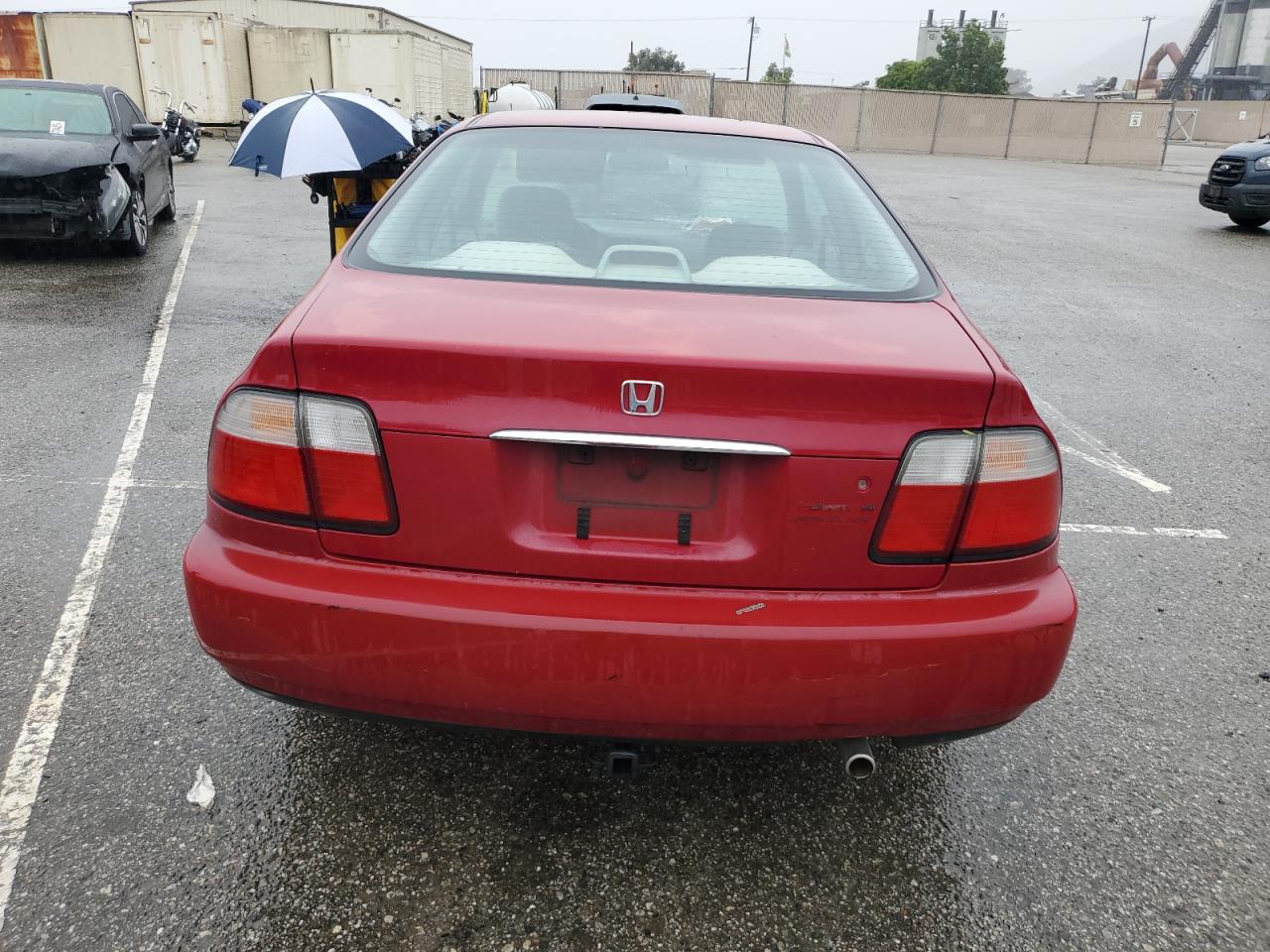 Lot #3317055990 1997 HONDA ACCORD SE