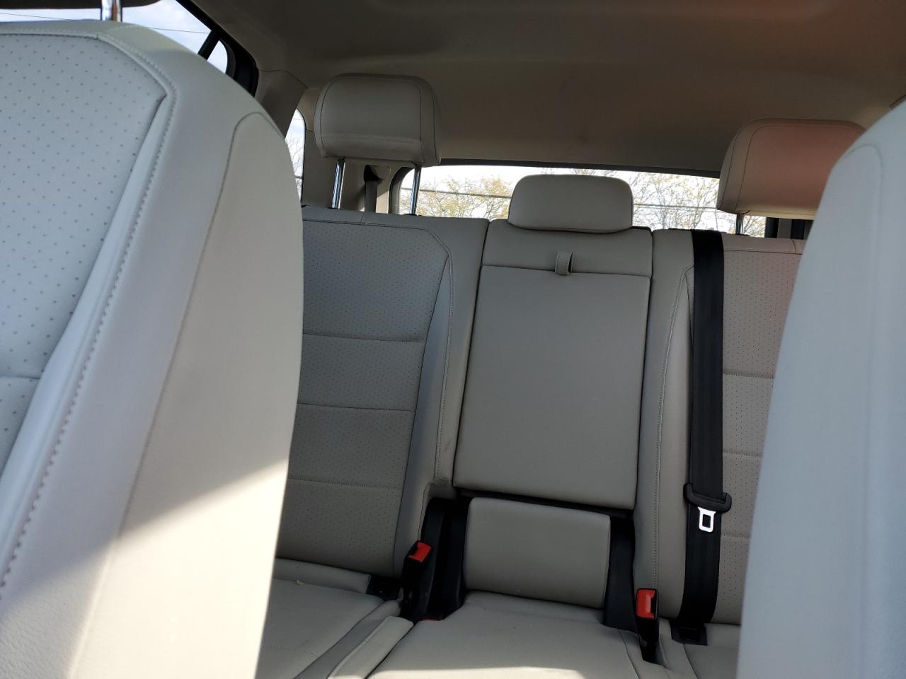 VOLKSWAGEN TIGUAN SE