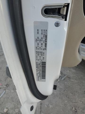 2015 CHRYSLER TOWN & COU #3287900252