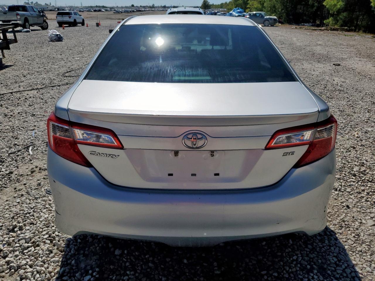 TOYOTA CAMRY L